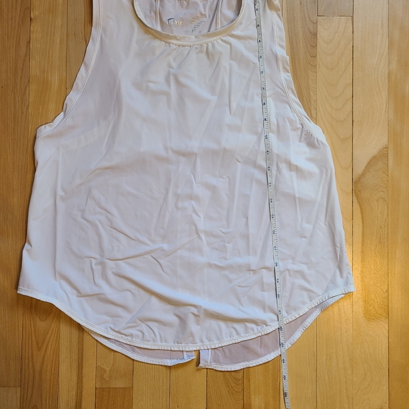 Zyia Panel Split Back Mesh Tank - Picture 4 of 7